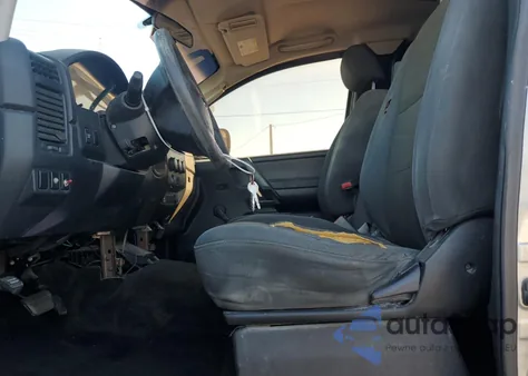 2008 Nissan Titan Xe z USA, uszkodzony, nr VIN 1N6AA06A28N322829